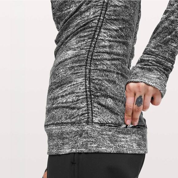 Lululemon Athletica Cypress Kiss 1/2‎ Zip Rush Jacquard Black White Size 8 Top - Picture 12 of 16